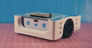 alvic robot car di arduino